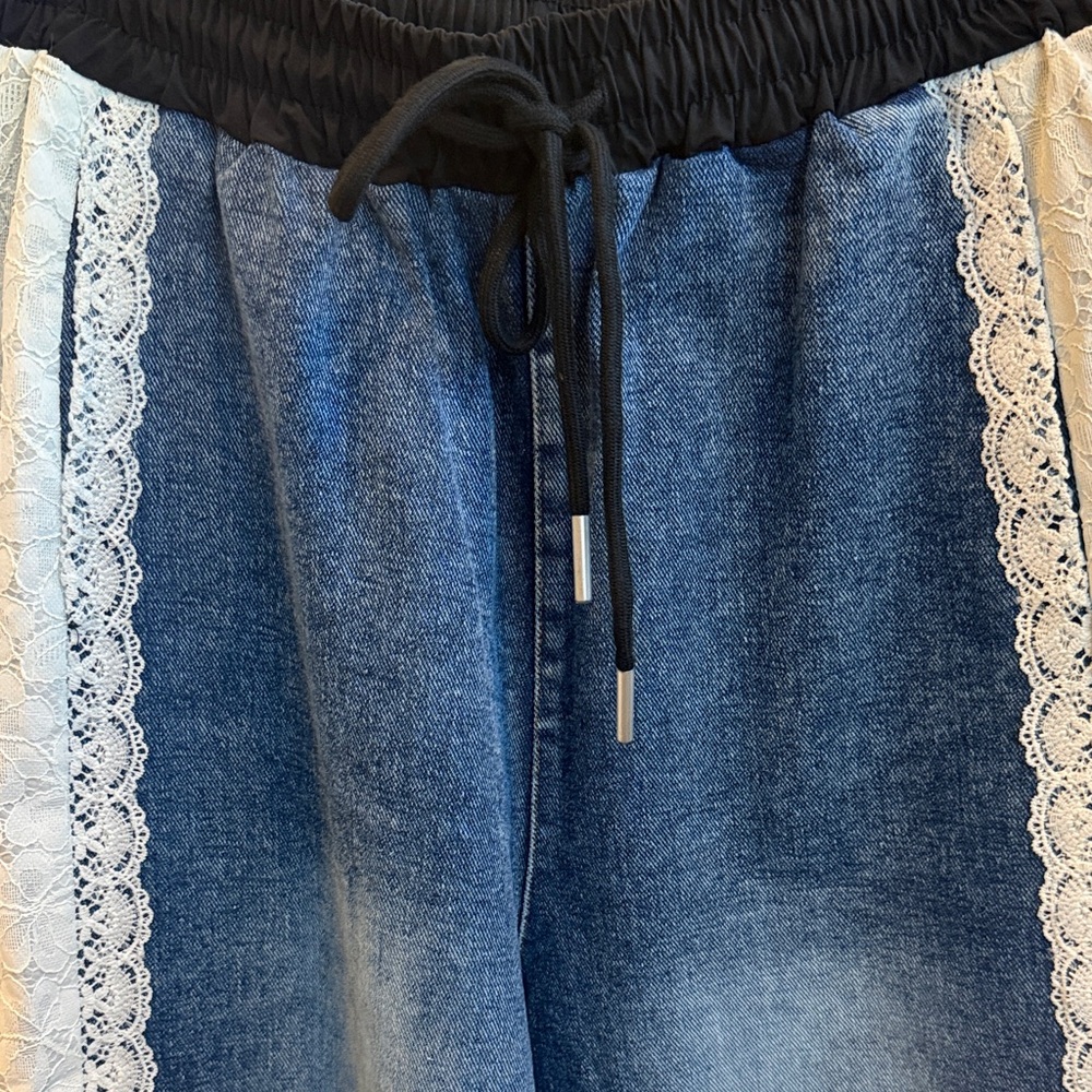 #158 DENIM AND LACE PANTS - Picture 5 of 5